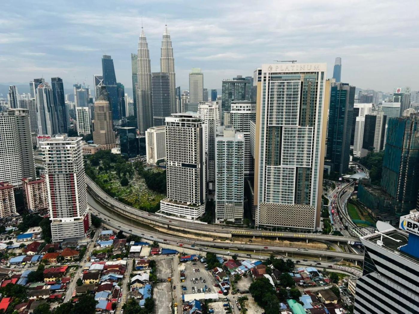 The Luxe Suites Infinitum Klcc Κουάλα Λουμπούρ Εξωτερικό φωτογραφία